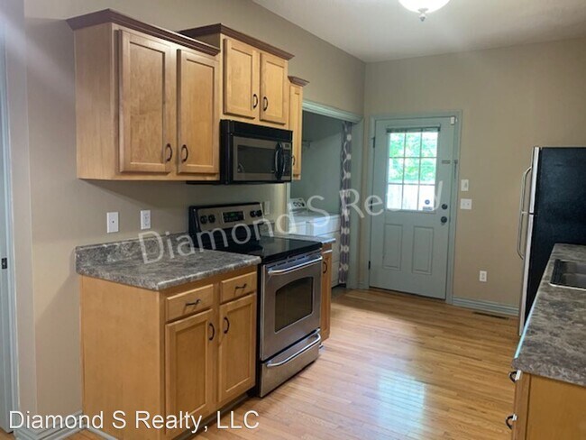 Foto del edificio - 2 br, 1 bath House - 806 S McCann Ave