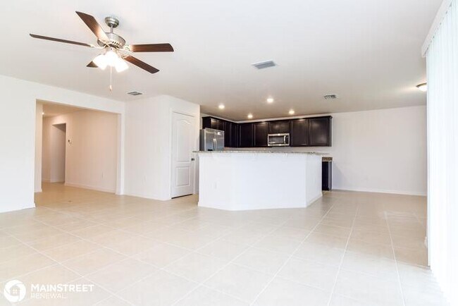 Foto del edificio - 8556 Silverbell Loop, Brooksville, FL 34613