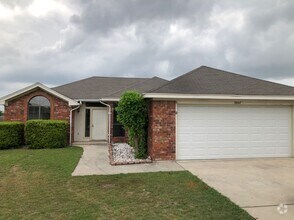 Building Photo - 3807 Shellrock Dr