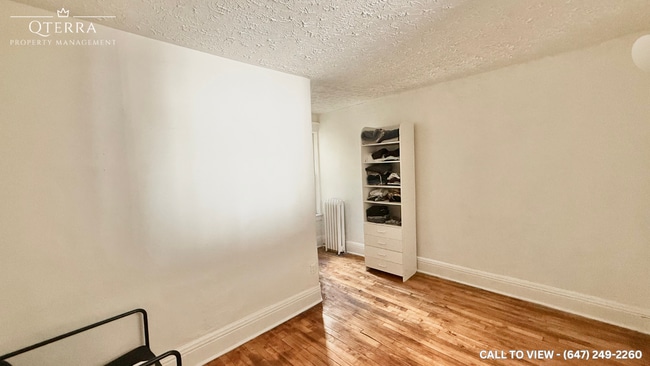 Photo du bâtiment - 938 Gerrard St E