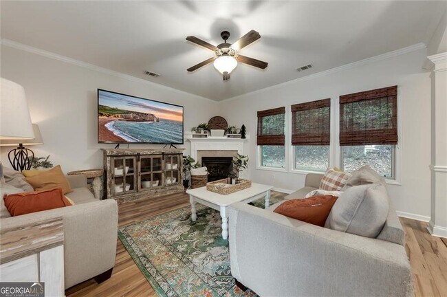 Building Photo - 266 Ascott Ln