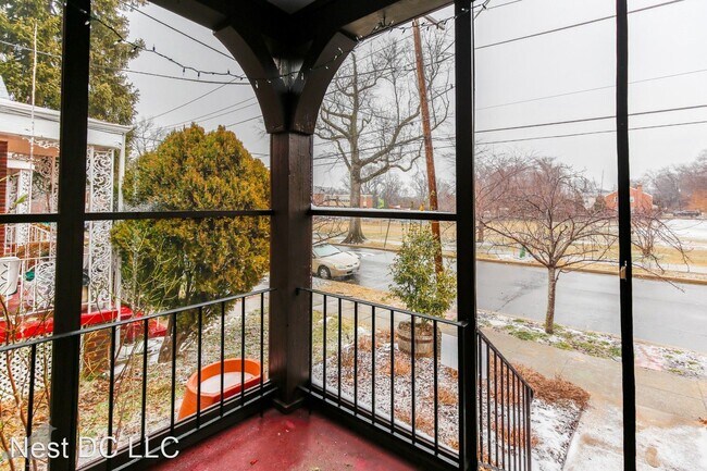 Foto del edificio - 3 br, 2 bath House - 4208 14th St NE