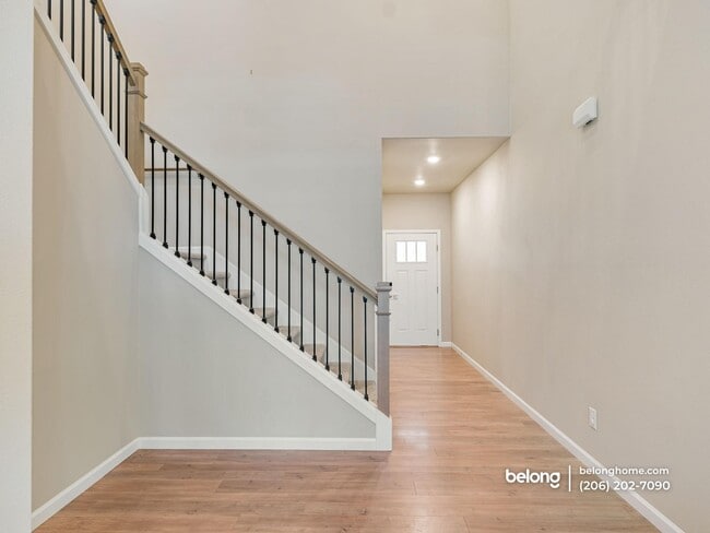 Foto del edificio - 33149 Glacier Ave SE