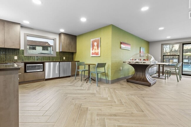 Building Photo - Taluswood Apartments