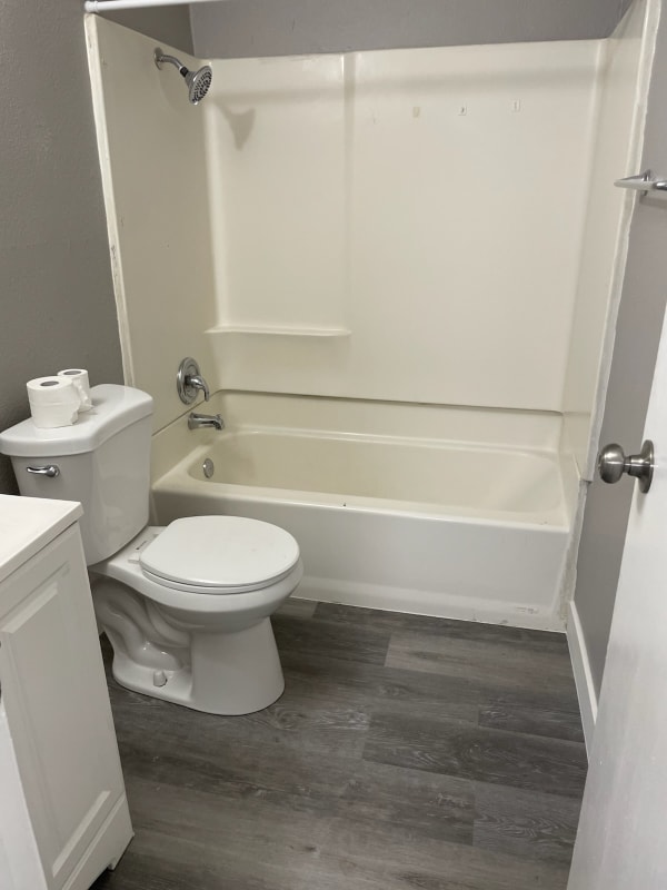 Foto del edificio - 632 Triest Ct