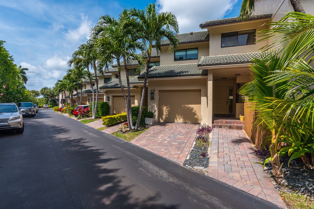1037 Boca Cove Ln, Highland Beach, FL 33487 Townhome Rentals in
