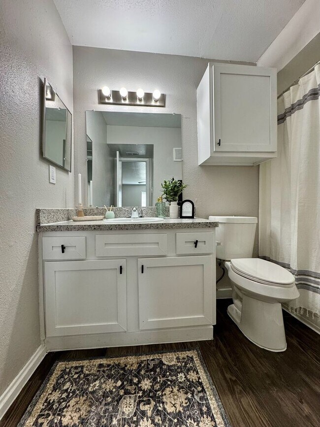 Interior Photo - Creeks Edge Apartments