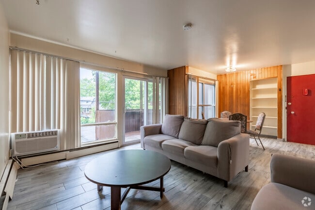 2BR, 1BA - 850SF - Balcony - Living/Dining Room - 832 Packard St Apartments