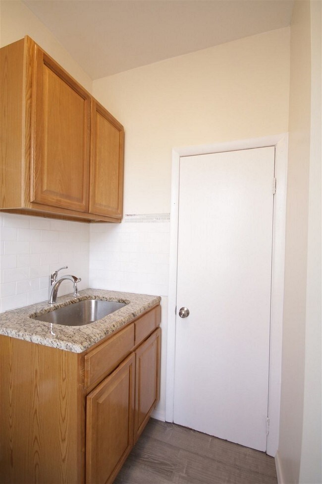 Foto del edificio - 200 Bergenline Ave