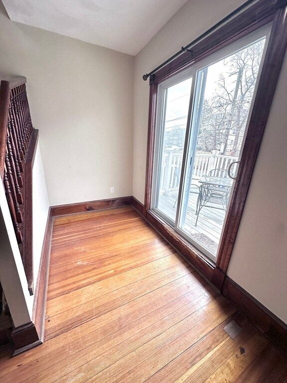Building Photo - 56 Hillsdale St