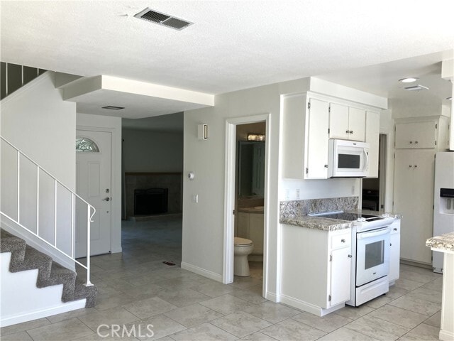 Building Photo - 5135 Hampton Ct