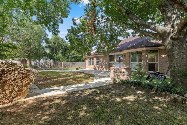 Building Photo - 16804 Bailey Jean Dr