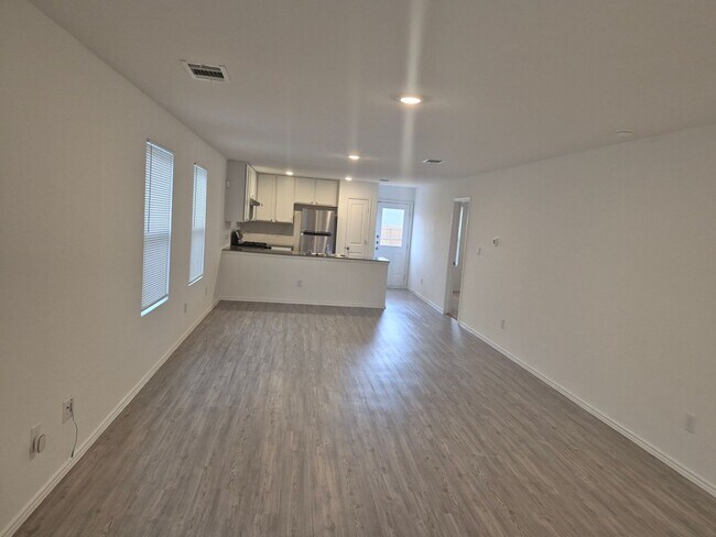 Foto del edificio - 12822 CHINALI SPG