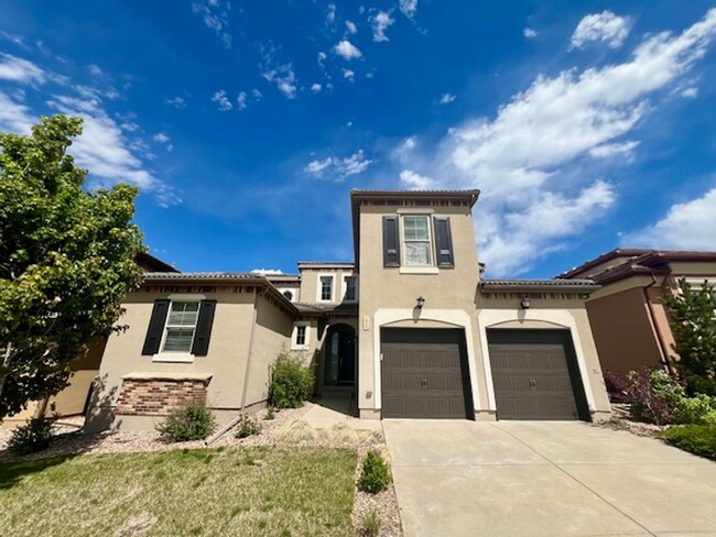 Building Photo - Magnificent Montecito Luxury 3 bd x 3.5 bt...