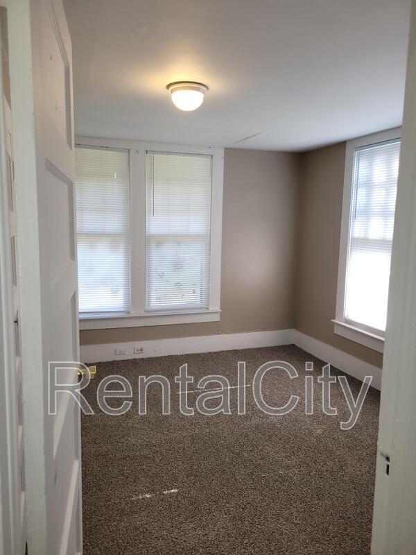 Foto del edificio - 636 Cherry St