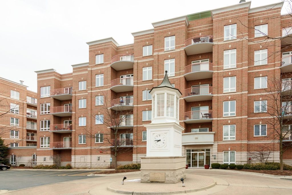 799 Graceland Ave Unit 206A, Des Plaines, IL 60016 Condo for Rent in