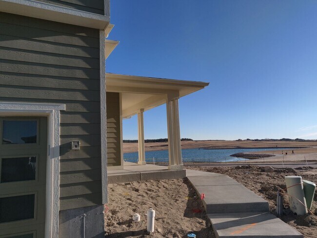 Building Photo - Modern Living in New Wolf Ranch Neighborhood!