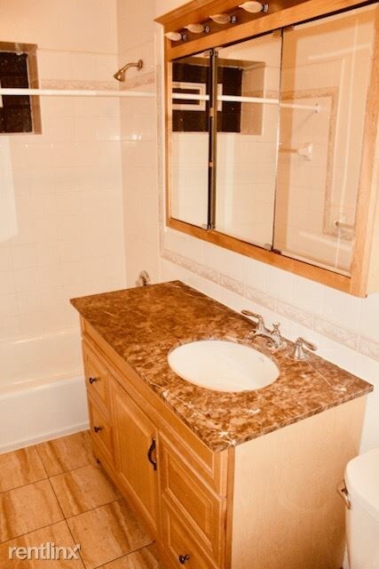Building Photo - 2 br, 1 bath Apartment - 5479 S Everett Ave
