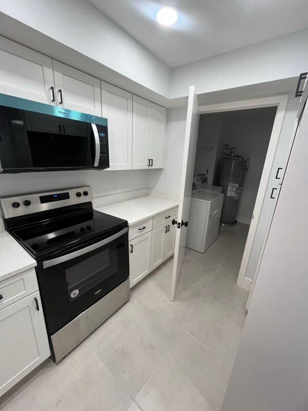 Building Photo - 2542 Lakeway Branch Dr
