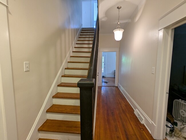 Building Photo - 510 S Carolina Ave