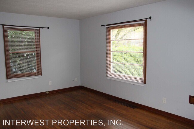 Foto del edificio - 1724-1728 SE Salmon St