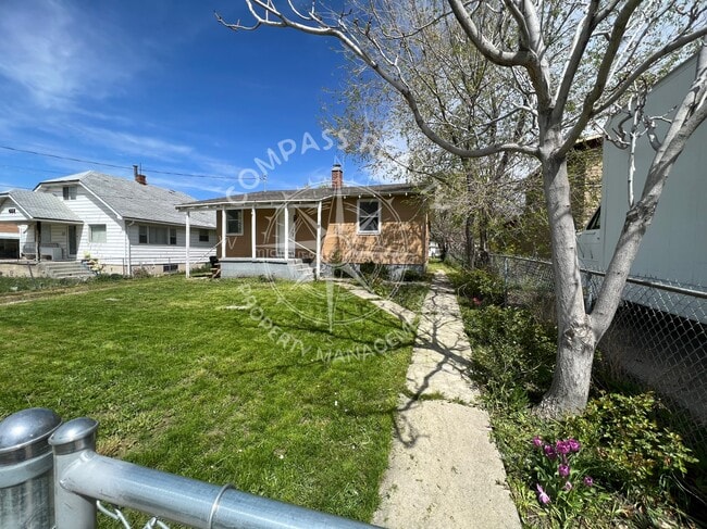 Building Photo - 414 N 100 W