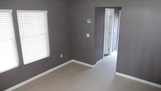 Building Photo - GORGEOUS 3 STORY HOME WITH VERY OPEN FLOOR PLAN