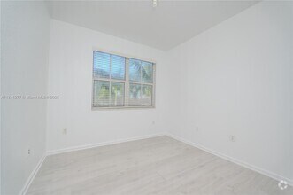 Building Photo - 11501 NW 89th St