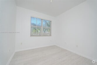Building Photo - 11501 NW 89th St