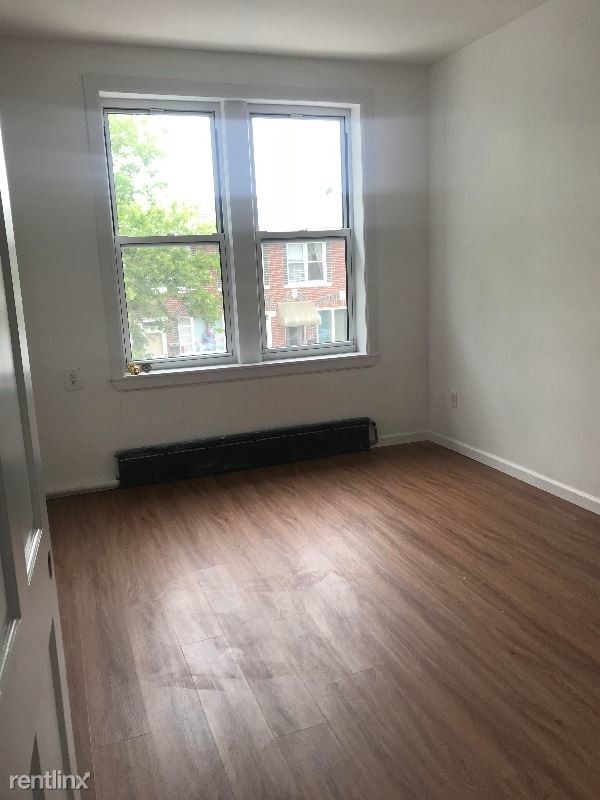 Building Photo - 2 br, 1 bath Apartment - 18 ave & 73 street