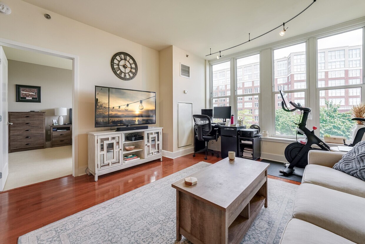 Foto principal - 1125 Maxwell Ln