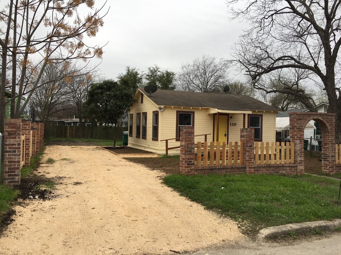110 Dumoulin Ave, San Antonio, TX 78210 House for Rent in San Antonio