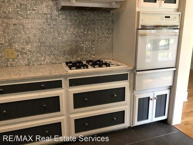 Foto del edificio - 2 br, 1.5 bath House - 810 Ratcliff