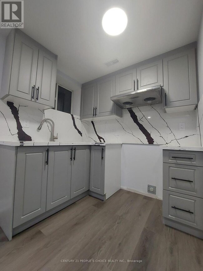 Building Photo - 1271 Prestonwood Crescent