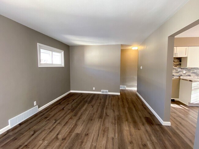 Foto del edificio - 5820-5822 N 65th St. (Duplex)