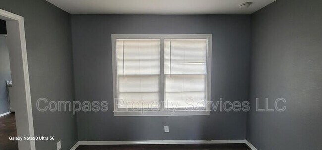 Building Photo - 2213 N 41st St