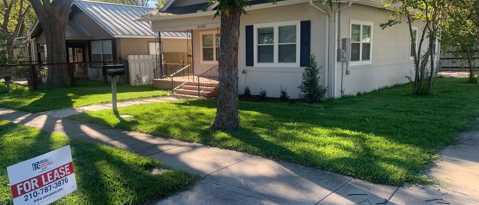 Building Photo - 2122 San Luis St