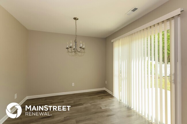 Foto del edificio - 7419 Mary Jo Helms Dr