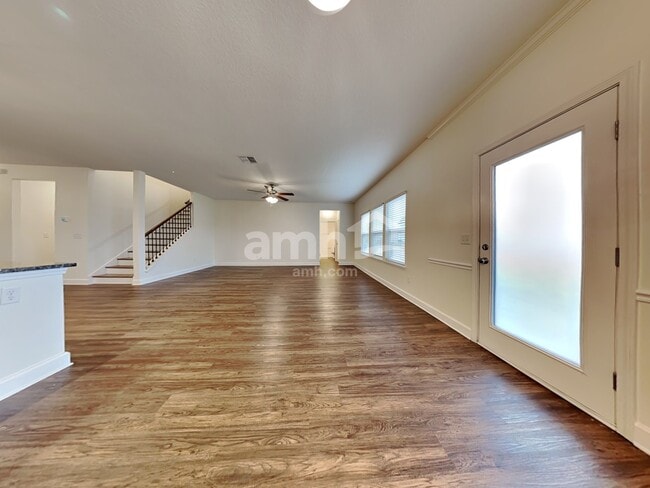 Foto del edificio - 646 Welcome Home Dr