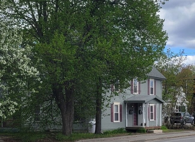 Building Photo - 68 Pleasant St
