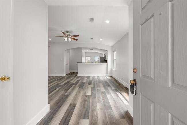 Foto del edificio - 21606 Borah Peak Way