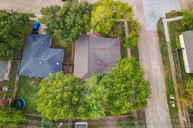 Building Photo - 1003 Valley Ranch Dr