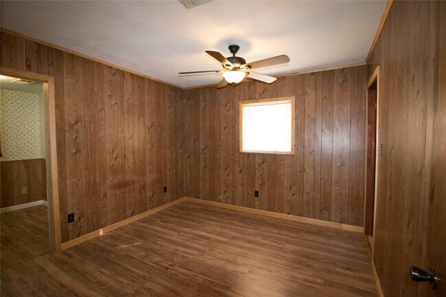 Foto del edificio - 20 White Oak Dr