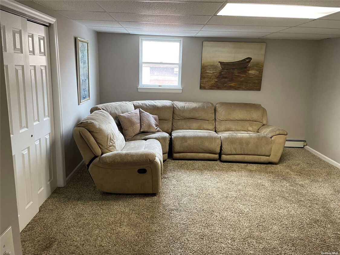 Foto principal - 208 N Wellwood Ave