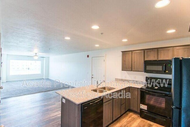Building Photo - 533 South 850 East #201