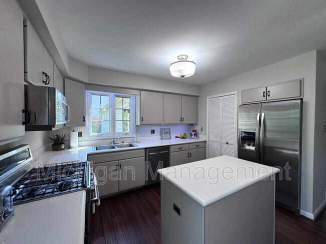 Foto del edificio - 42098 Banbury Rd