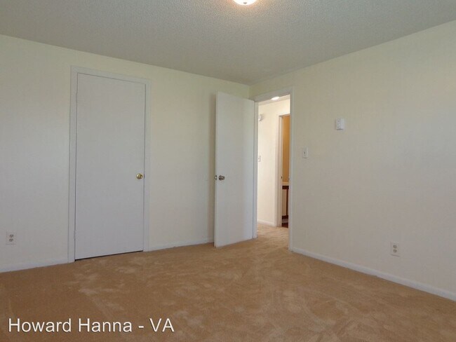 Foto del edificio - 9634 1st Bay St