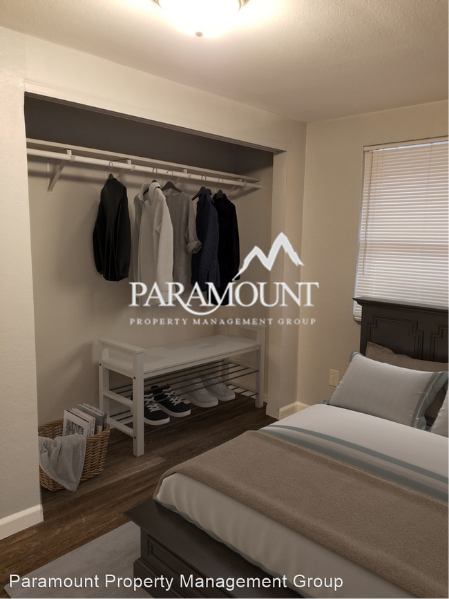 Foto del edificio - 1 br, 1 bath House - 107 Wycoff Ave 1/2