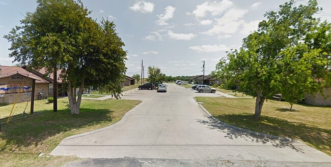 Building Photo - 1200 Goliad St