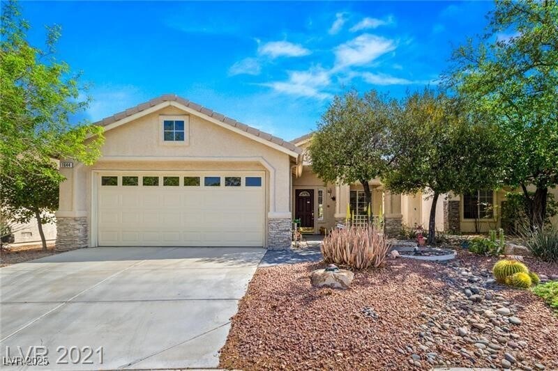 Foto principal - 1644 Eagle Peak Way
